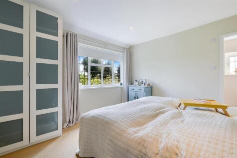 WILMERHATCH LANE (10).jpg