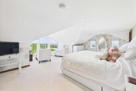 Top floor bedroom