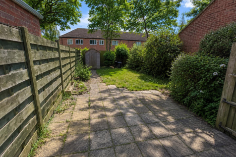 43 Tamworth - Garden Option 1.png