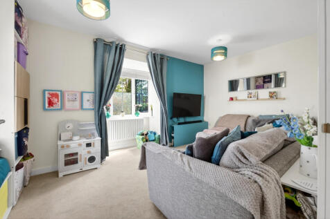 Living Room (2)