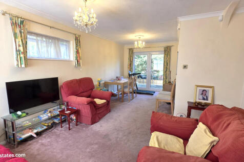 3 bed semi-detached house for sale Ibsley Way, Co