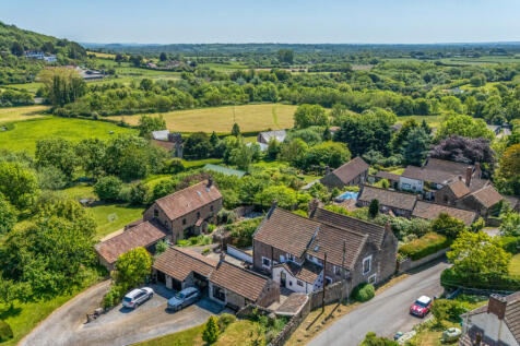 1281793-7-682a4cf...