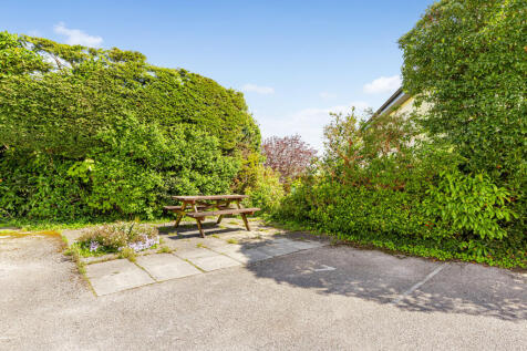 5 Communal Garden