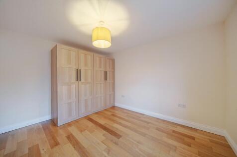 1387950-5-6937f8e...