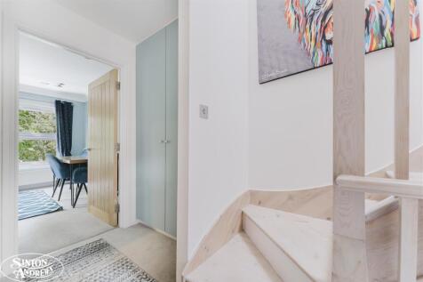 27 Station Road Landing.jpg