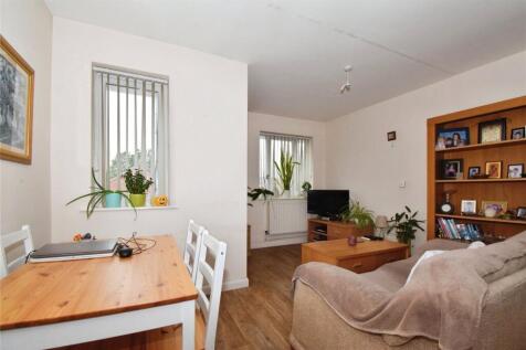 Living Dining Area