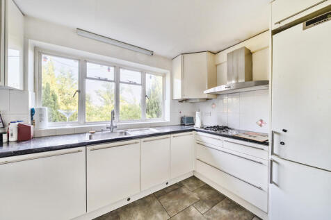 16-6821c2b3b36b4-...