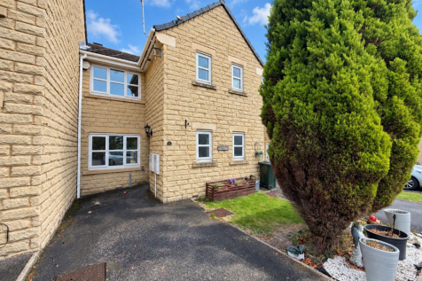 3 Bedroom Terraced in S63 0RE