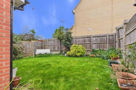 CAM01814G0-PR0092-STILL005.jpg
