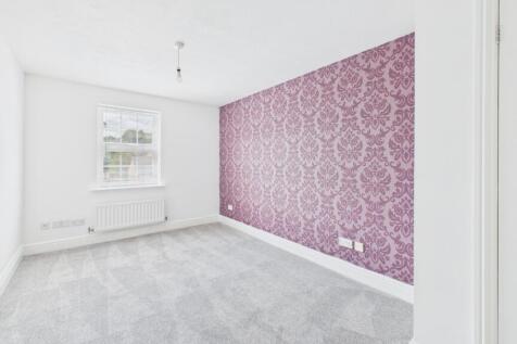 CAM04968G0-PR0058-STILL010