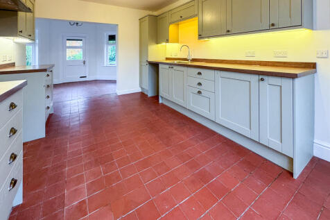 Cloverley Home Fa...