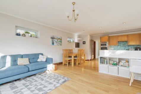 Lounge/Diner/Kitchen