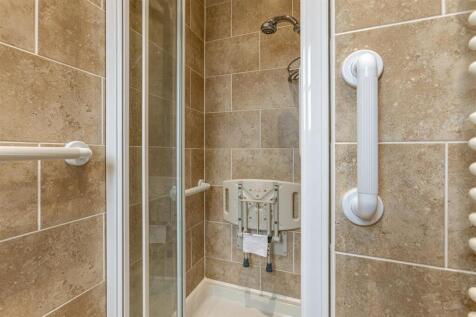 2 Waverley Gardens Darnick 41.JPG