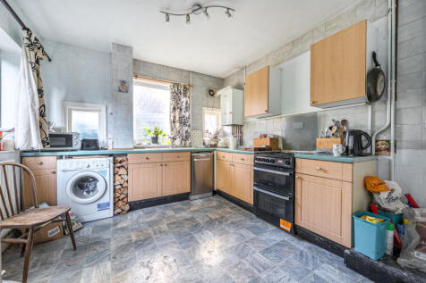 1376391-5-6926e7f...