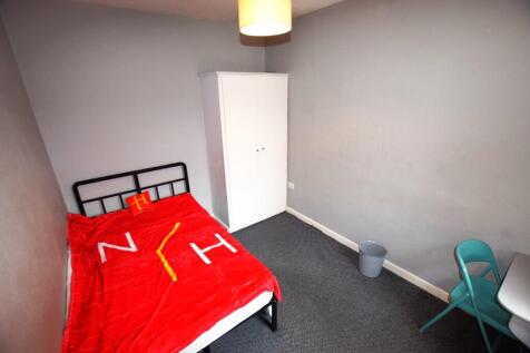 1 Bedroom Terraced in NN4 8DT