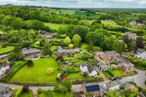 Foxes Rise - Aerial - 09.jpeg
