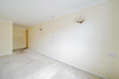 1371589-5-68f7657...