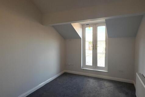 2 Bedroom Flat in WN7 2PB
