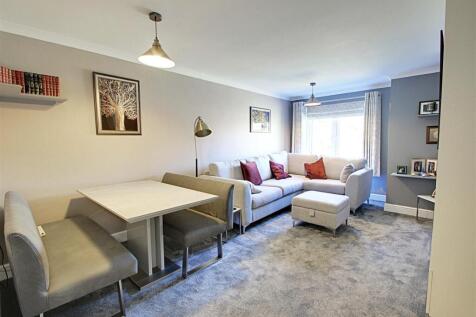 Living Dining Room.jpg