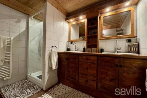 Shower room house Bozel