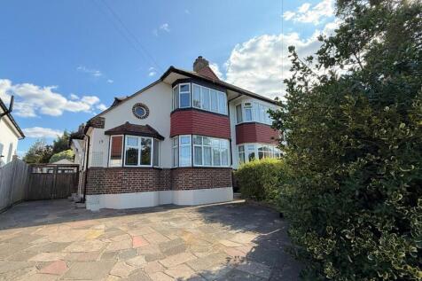 Available immediately UNFURNISHED. Ushers are pleased to offer this attractive & rarely available 3 bedroom Semi detached house, situated in a favoured road in Carshalton Beeches. The property has jus