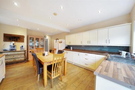 14 Lodge Lane - 5mCUPrZ6buMJTQsnFLd1.jpg