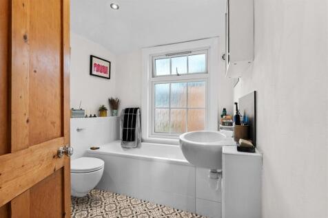 bathroom-1.jpg
