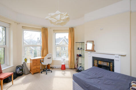 2 Newbridge Road-...