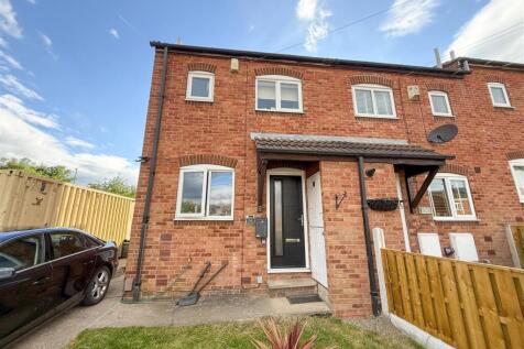 OFF ROAD PARKING AND FRONT GARDEN