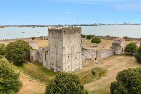 PORTCHESTER CASTLE