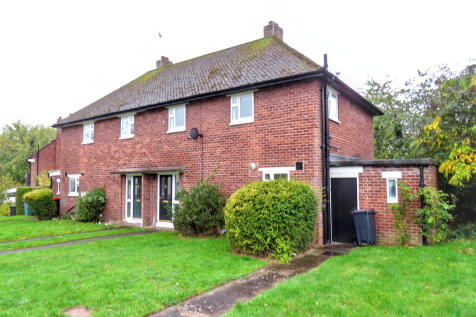 3 Bedroom Semi-Detached in CH2 4AG