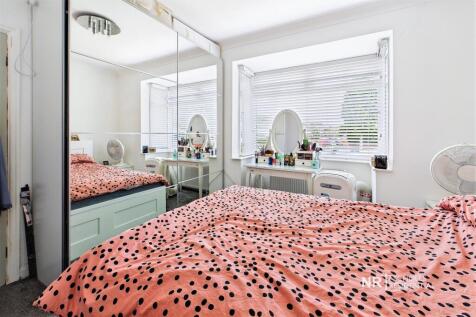 Bedroom 1 Extra Photo