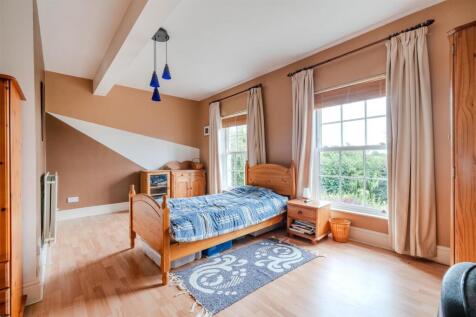 Bedroom2.jpg