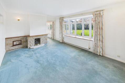 CAM02825G0-PR0297-STILL001 T202602261737.jpg