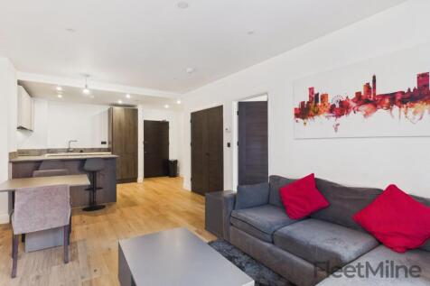 Lounge/Dining Area