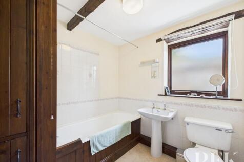 Stirrup Cottage Bathroom