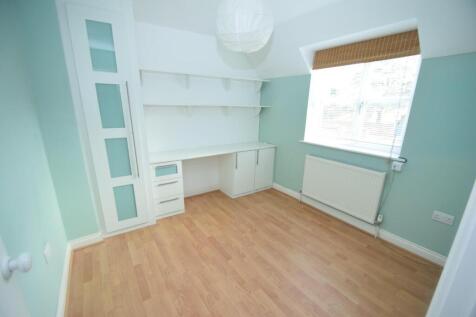 16E Grassington Mews bed 2.JPG