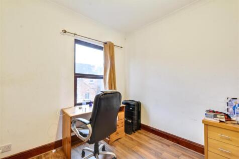 Bedroom 5_2.jpeg