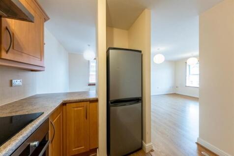 49 Arley Court-003.jpg