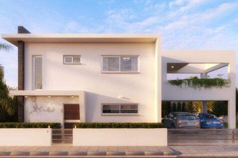 Front of Villa -...