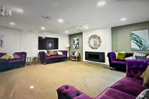LOUNGE.jpg