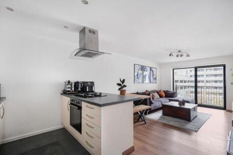 Open Plan Kitchen/ Living Room