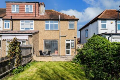 3 bed, 1 bath End of Terrace in manchester - Photo 6