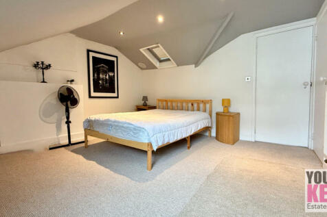 Folkestone estate agents, Your Key Move - Sandgate