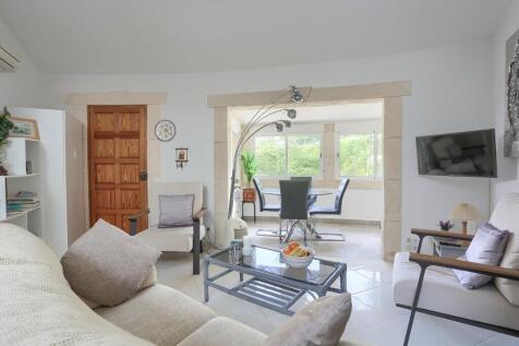 Lounge 1 - 2