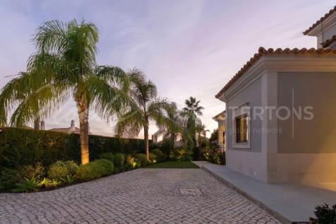 The Crest Fully Renovated 5 bed Villa For Sale (3)