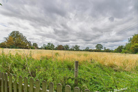 CAM03218G0-PR0741-STILL003