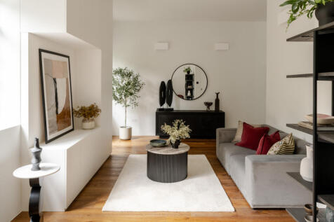 308082 - 20250902-TMH_NETHERHALL-GDNS-56_HI_RES...