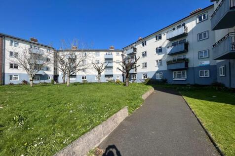 2 Bedroom Flat in PL1 3BH