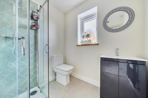 1373635-17-690b6a...